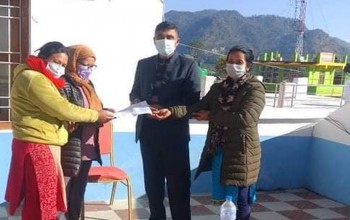 नेपाल उत्पीडित जातीय मुक्ति समाज बैतडीले प्रधानमन्त्रीलाई ज्ञापन पत्र बुझायो 